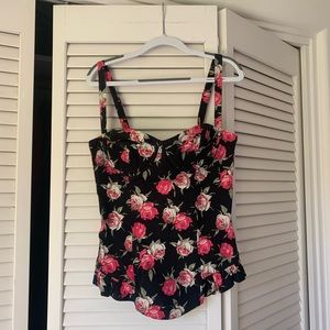 Floral corset with adjustable straps